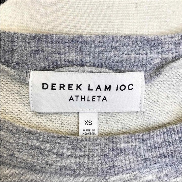 Derek Lam 10 Crosby x Athleta Gray Layered Sweatshirt Top Size XS - Picture 2 of 7